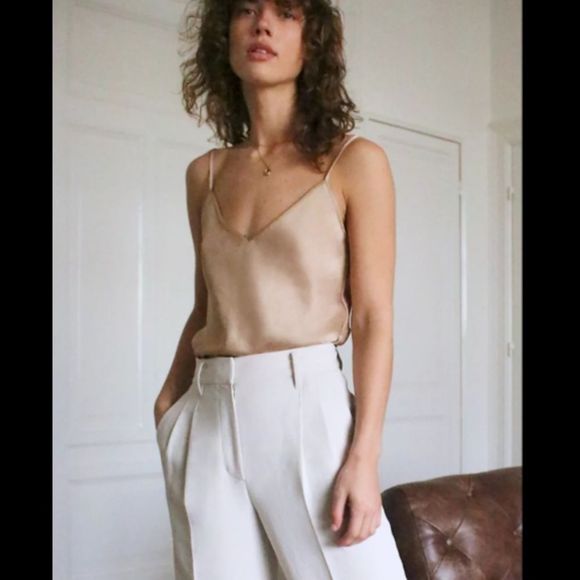 ❤UrbanOutfitters Satin flow tank - Picture 3 of 8